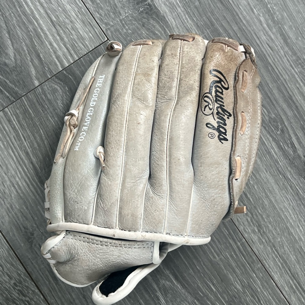 Rawlings Gray and White Softball Glove 12” - Picture 2 of 4